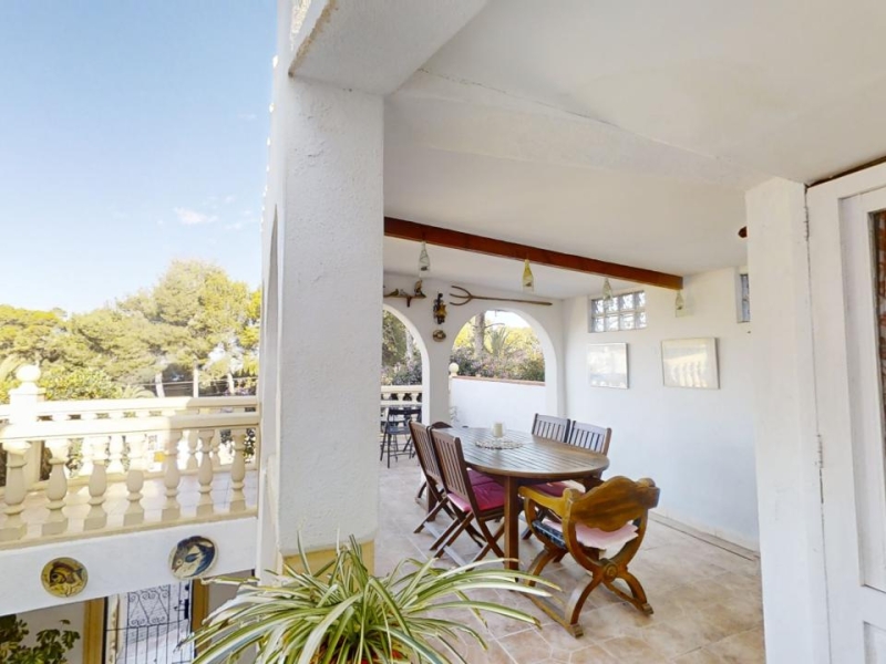 Spacious five bedroom villa in Balcon al Mar, Javea