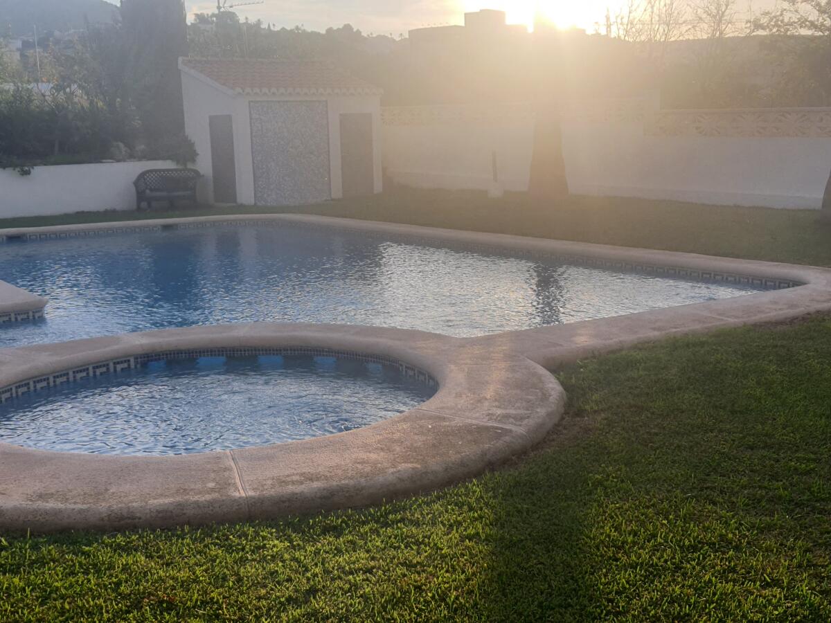 3 bed townhouse close to Denia centre