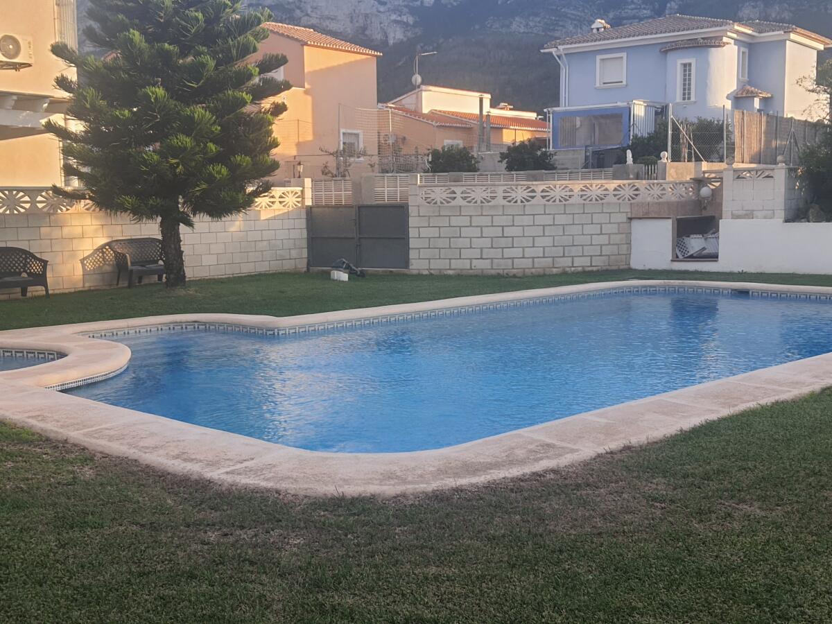 3 bed townhouse close to Denia centre