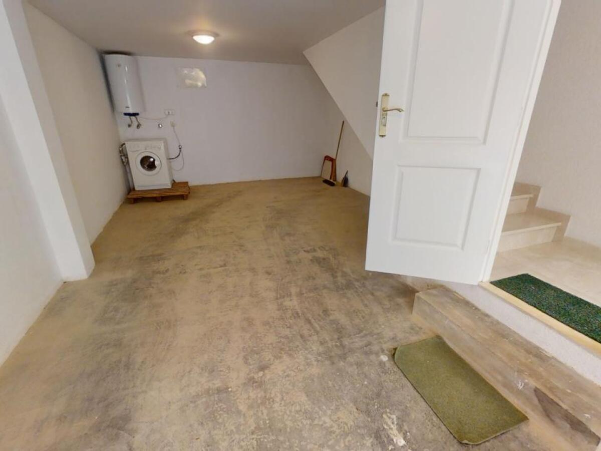 3 bed townhouse close to Denia centre