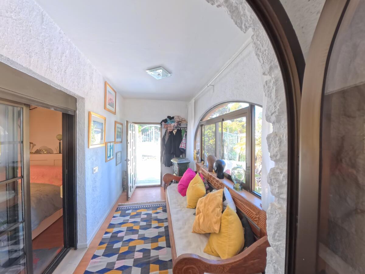 Fabulous 2‑Bedroom Villa with Sea Views in La Florida, Dénia