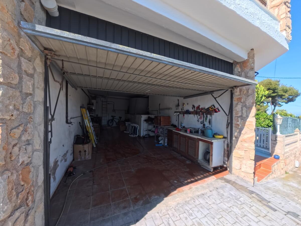 Fabulous 2‑Bedroom Villa with Sea Views in La Florida, Dénia