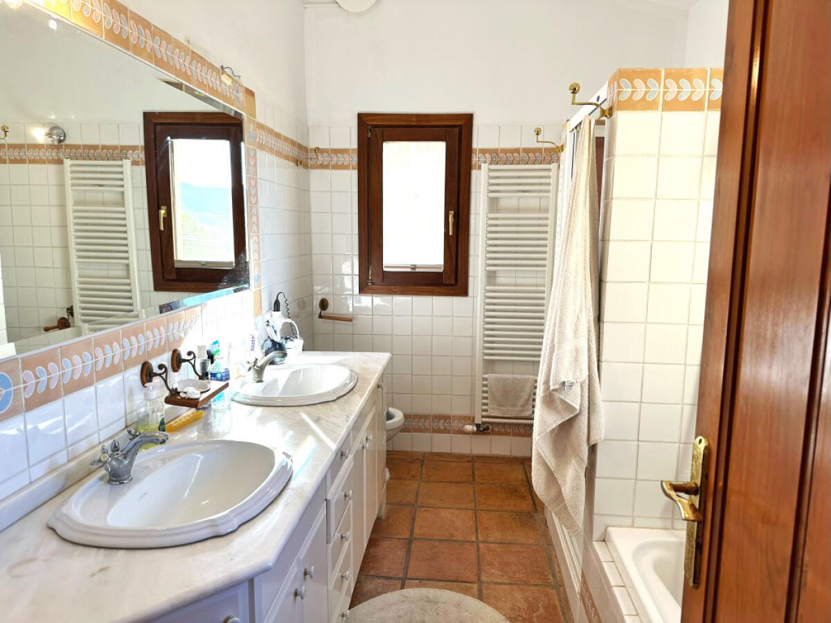 Villa 7 Bedrooms for sale in Benissa