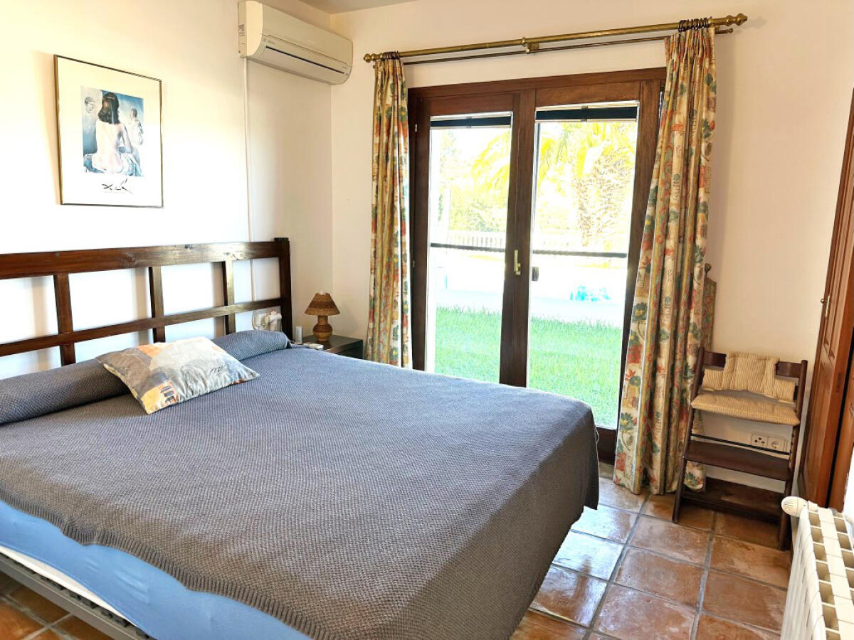 Villa 7 Bedrooms for sale in Benissa