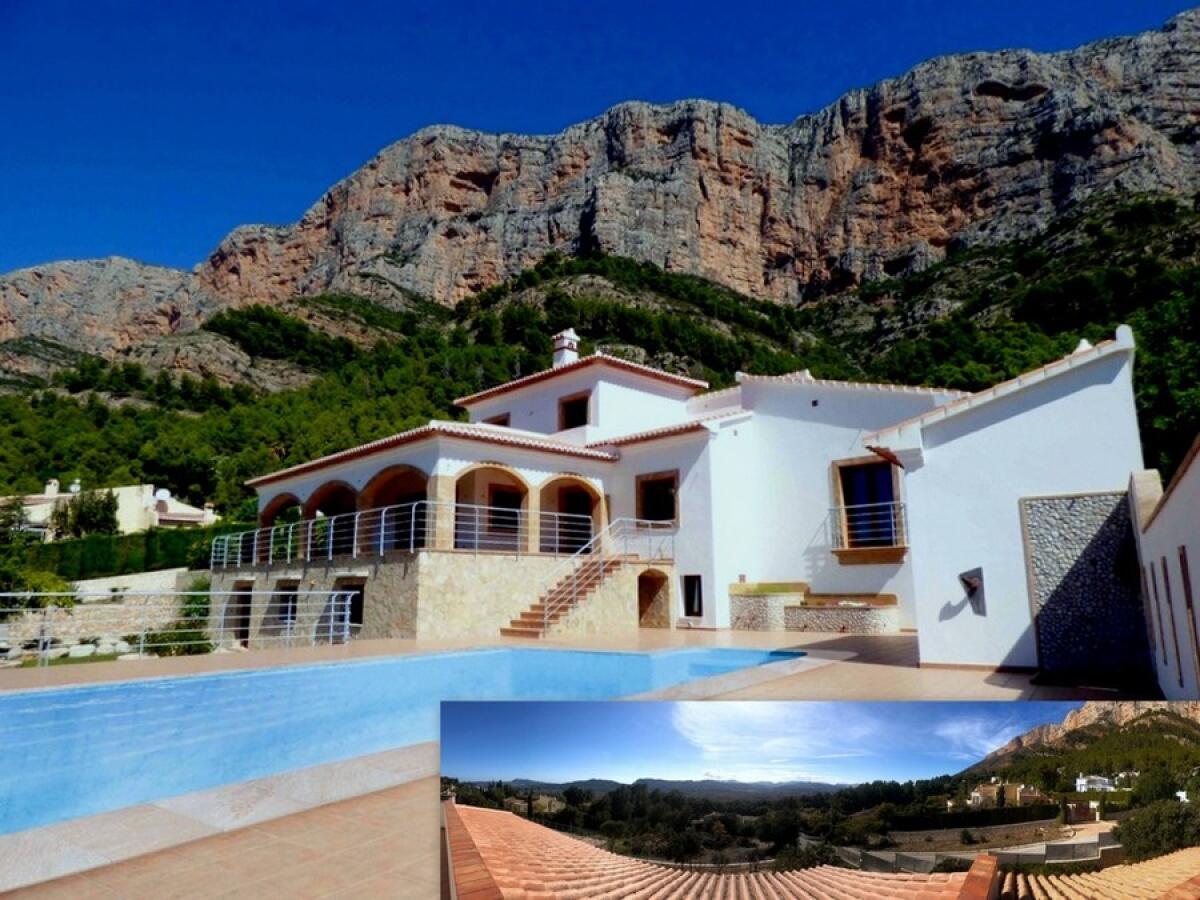 Villa 6 Bedrooms for sale in Javea