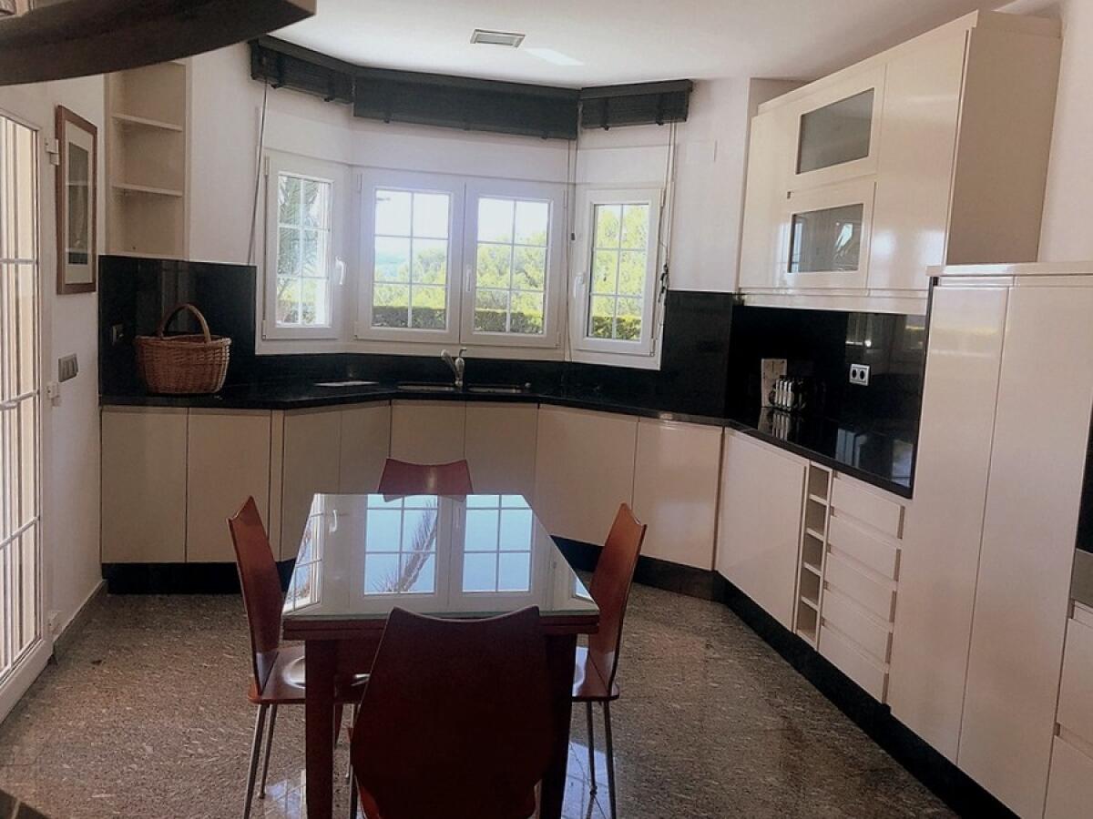 Villa 4 Bedrooms for sale in Javea