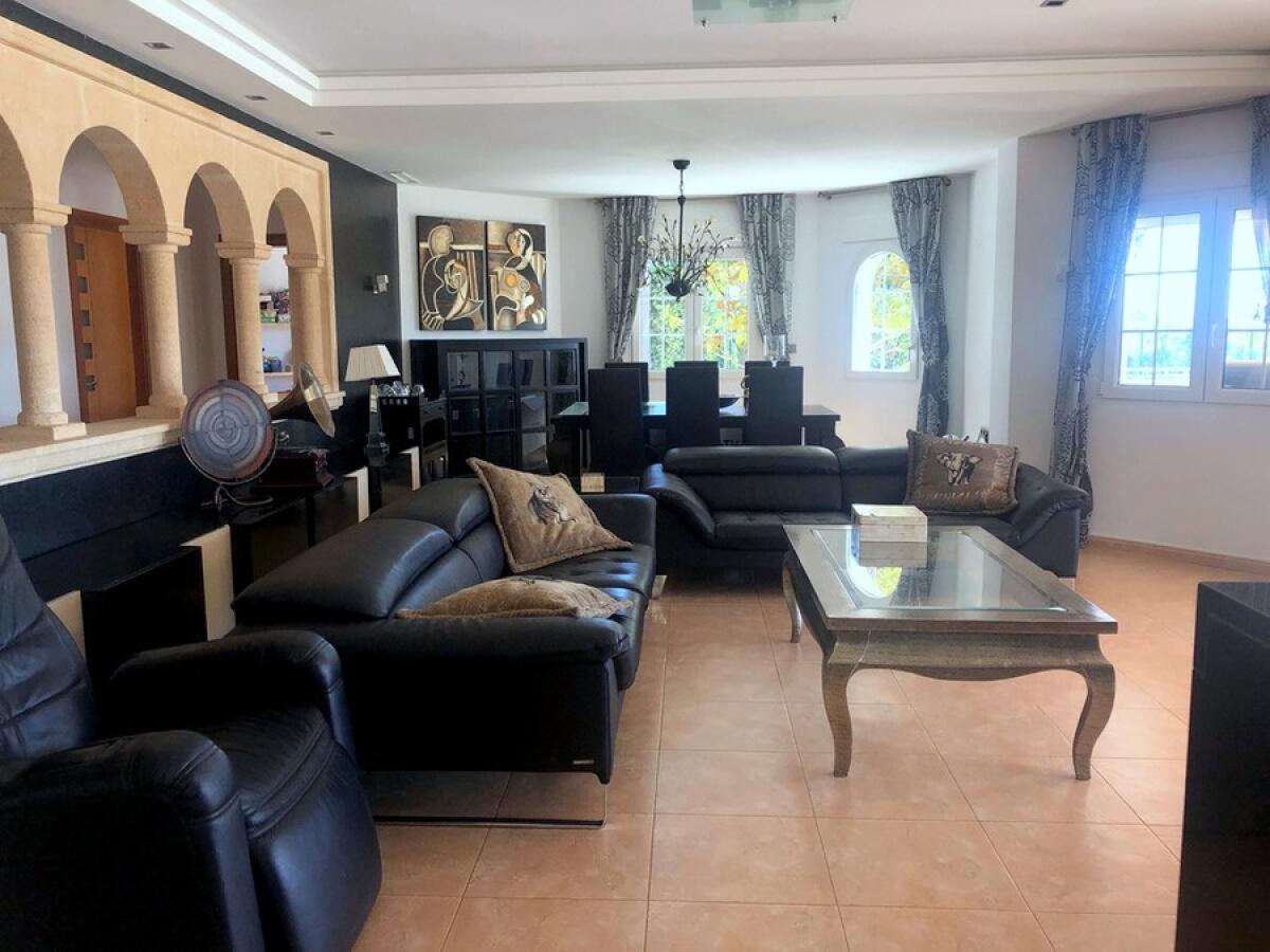 Villa 4 Bedrooms for sale in Javea