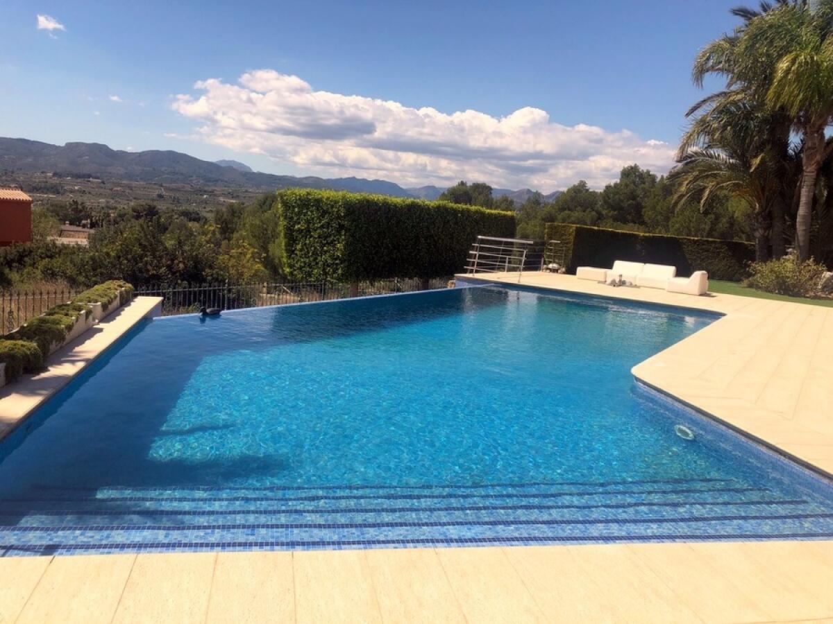Villa 4 Bedrooms for sale in Javea