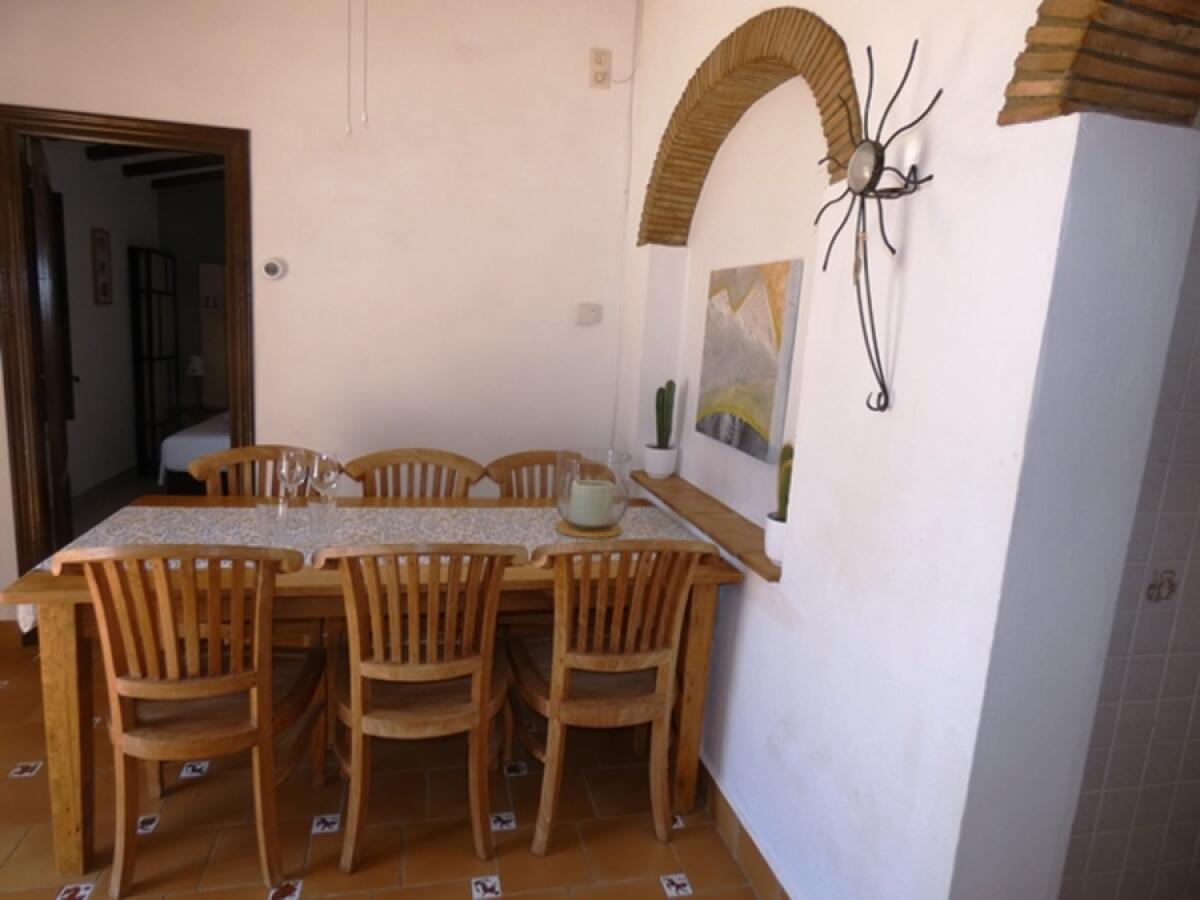 Villa 8 Bedrooms for sale in Pedreguer