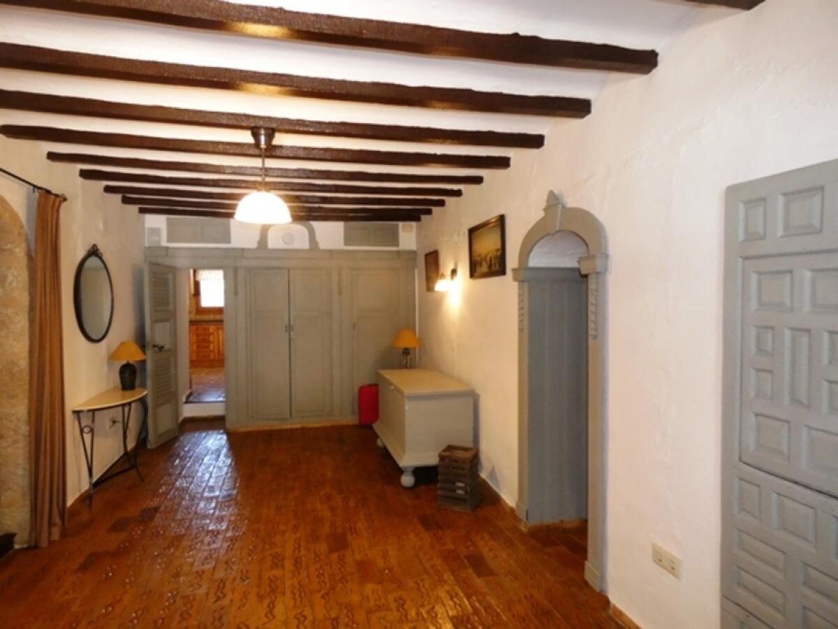 Villa 8 Bedrooms for sale in Pedreguer