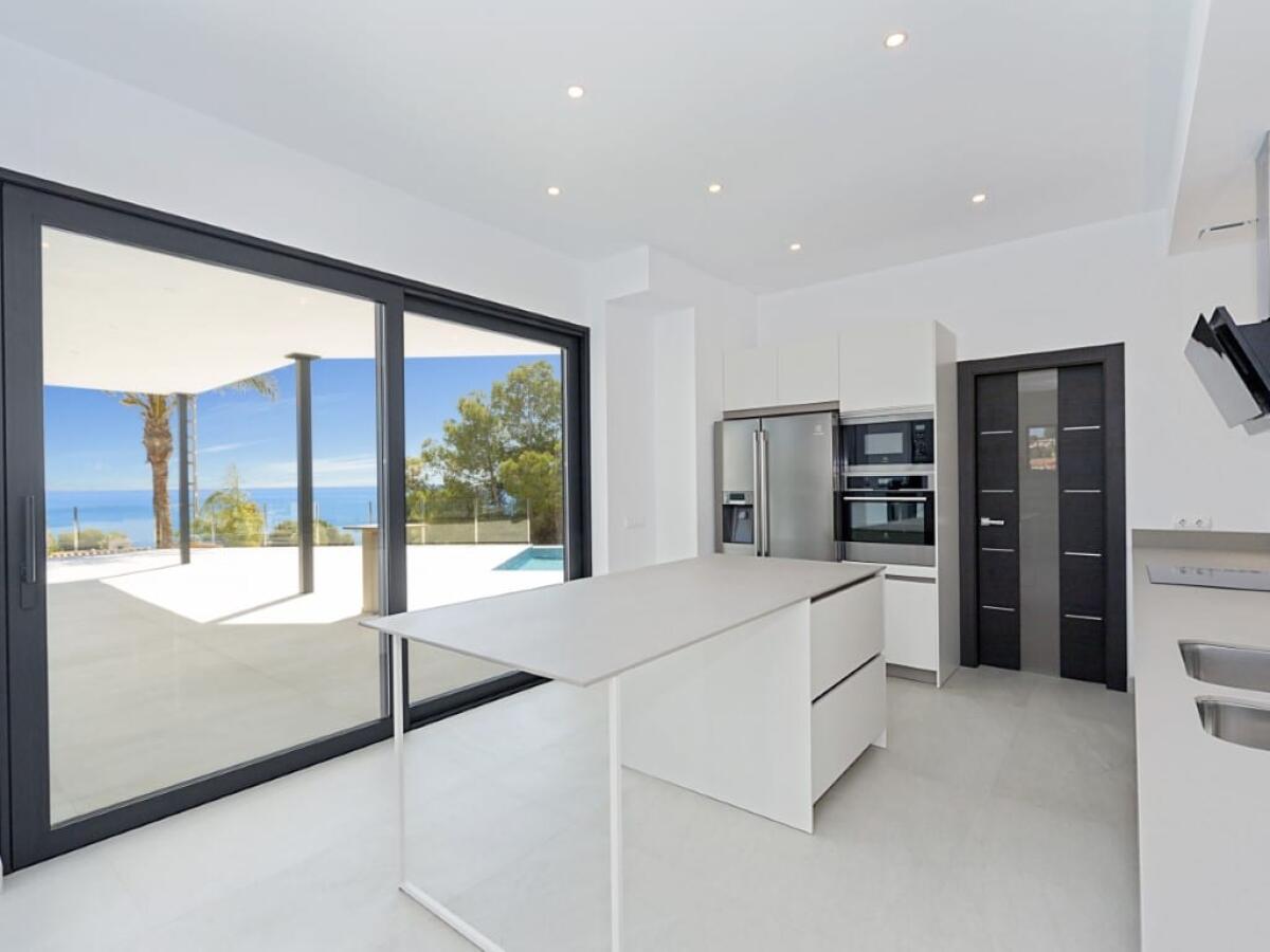 Villa 5 Bedrooms for sale in Calpe