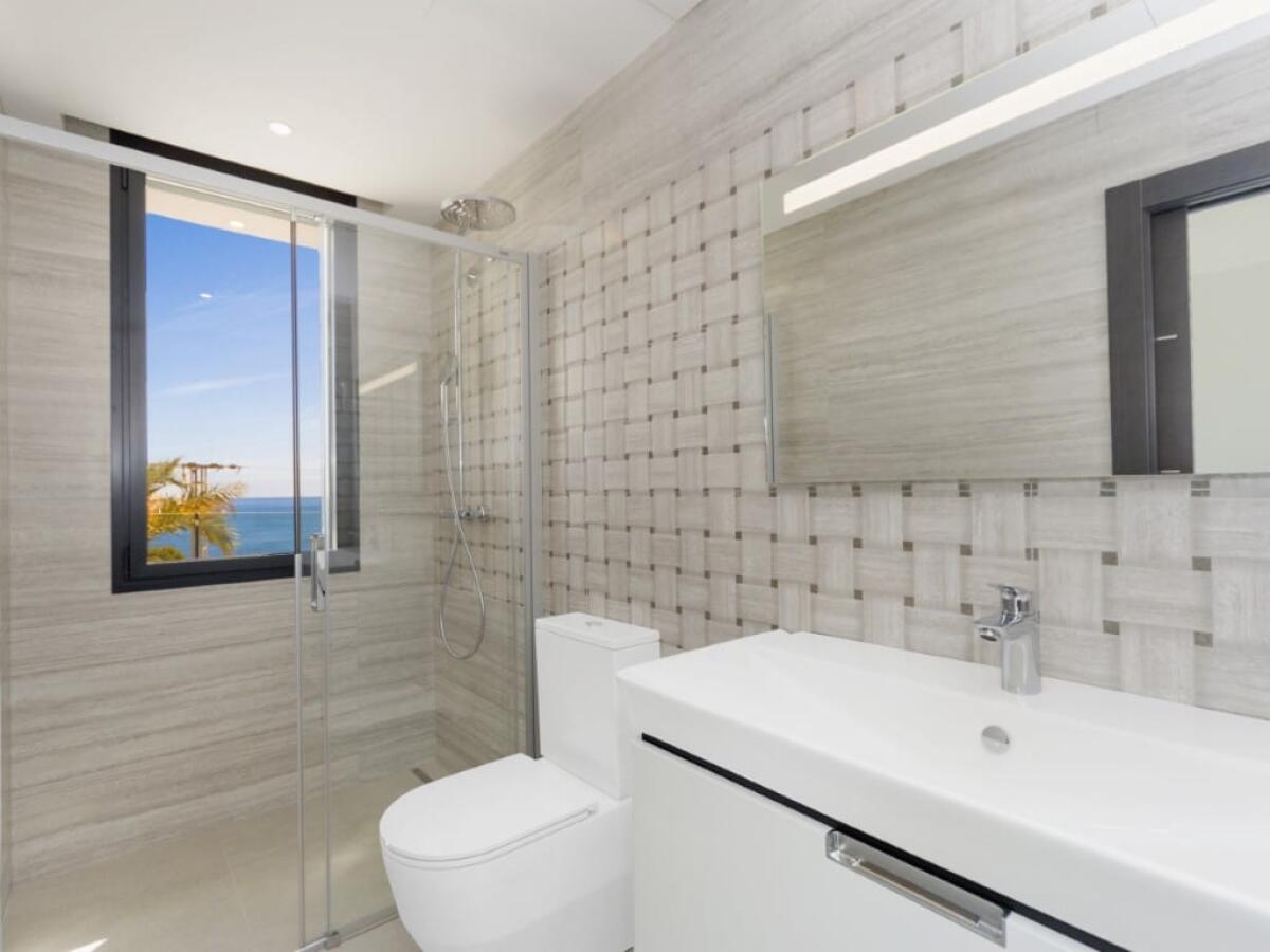 Villa 5 Bedrooms for sale in Calpe