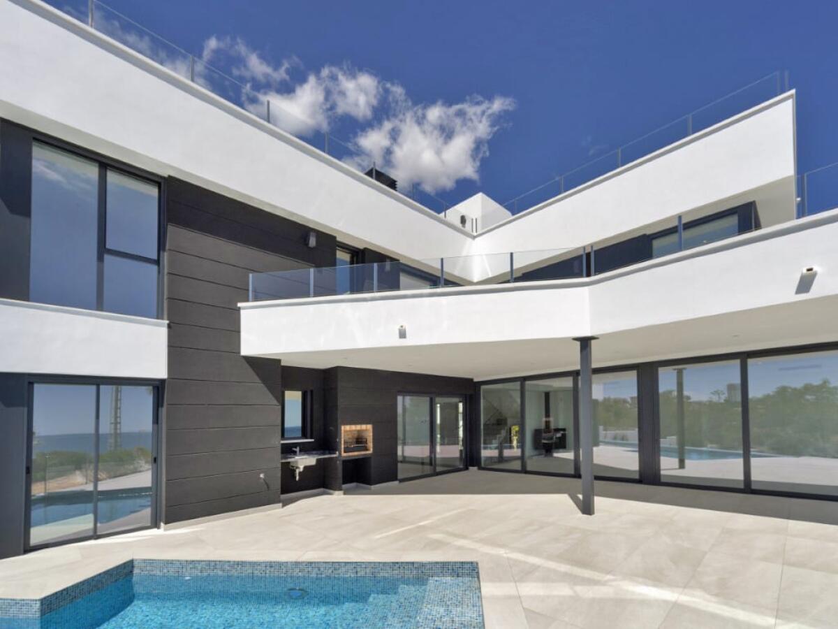 Villa 5 Bedrooms for sale in Calpe