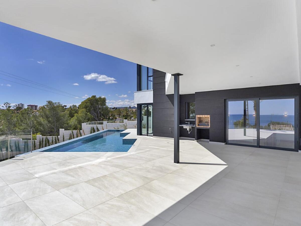 Villa 5 Bedrooms for sale in Calpe