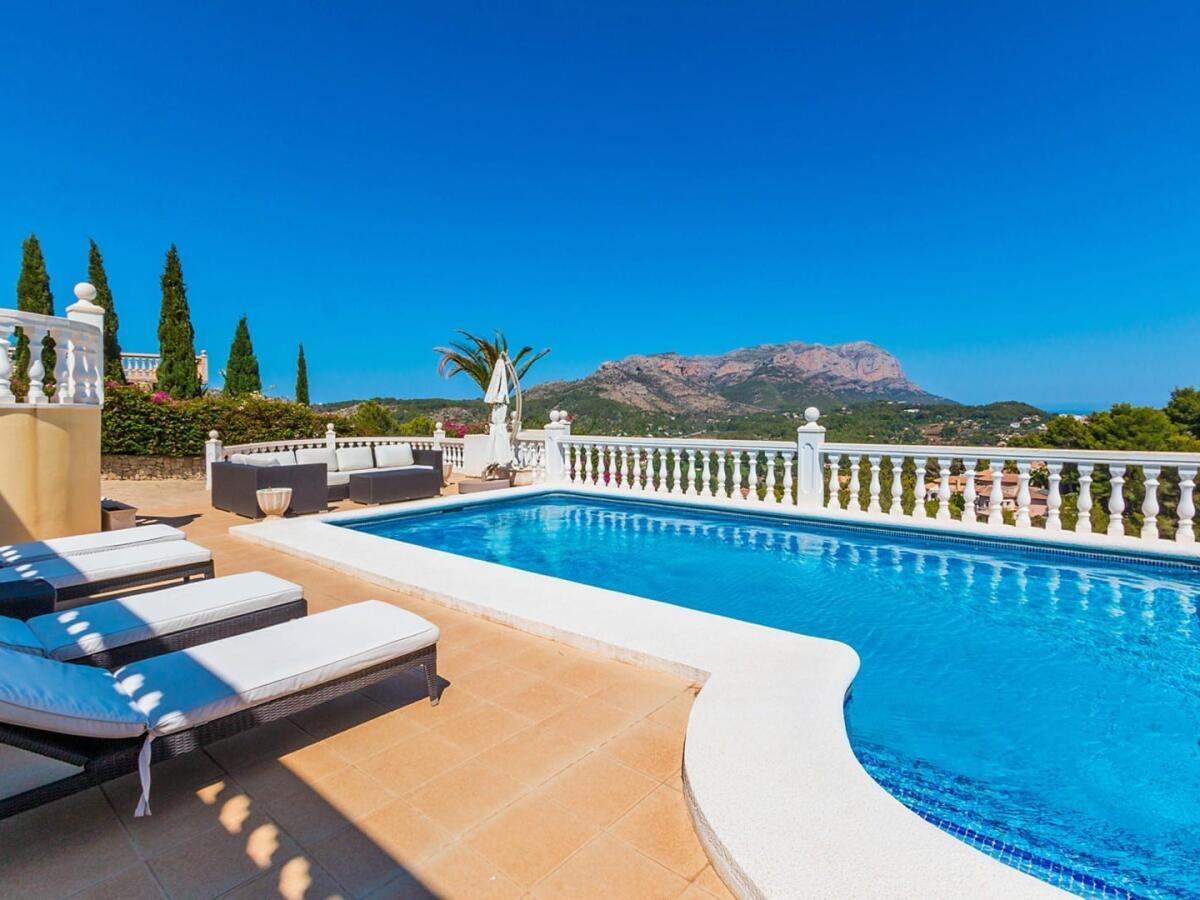Villa 6 Bedrooms for sale in Denia