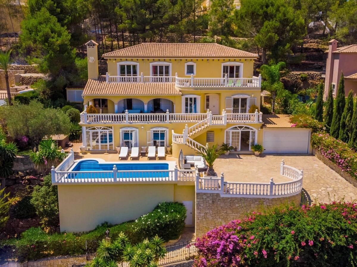 Villa 6 Bedrooms for sale in Denia