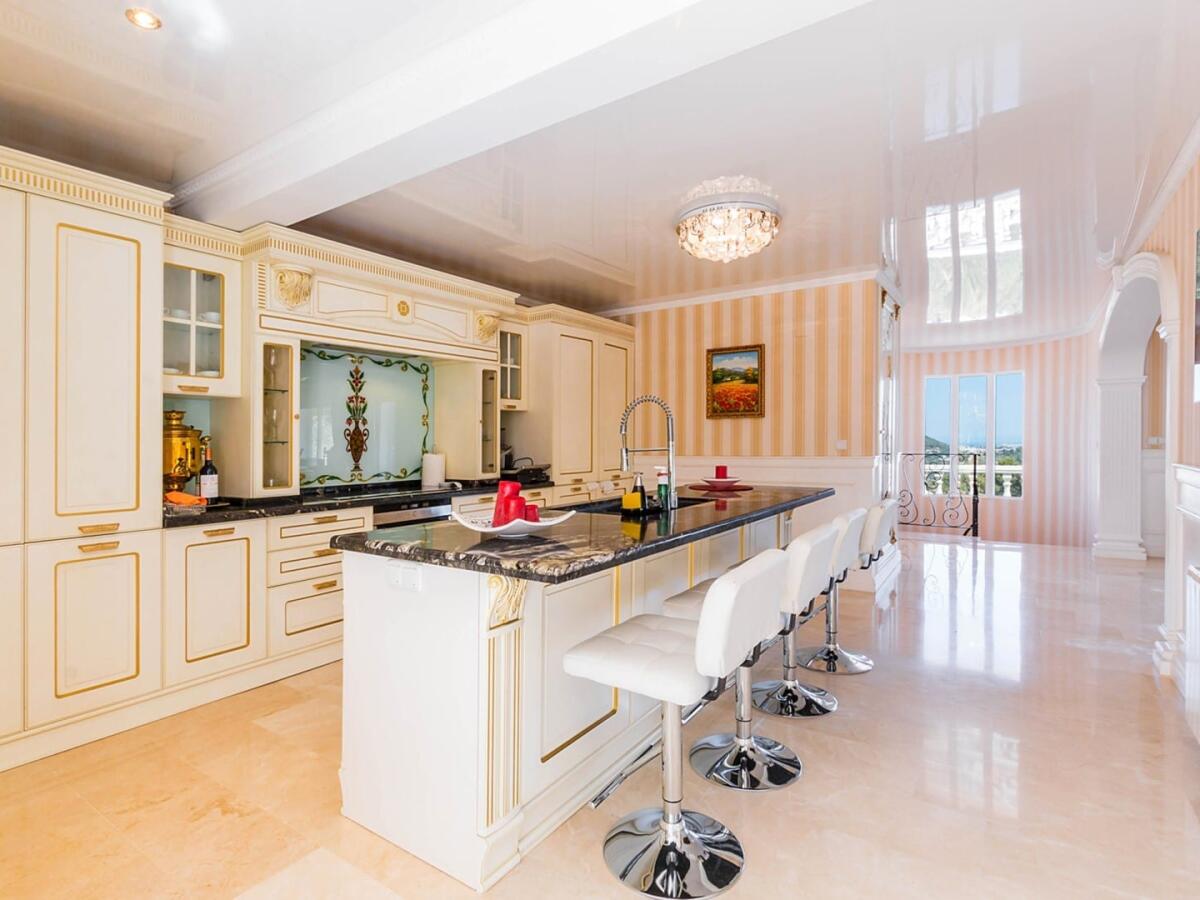 Villa 6 Bedrooms for sale in Denia