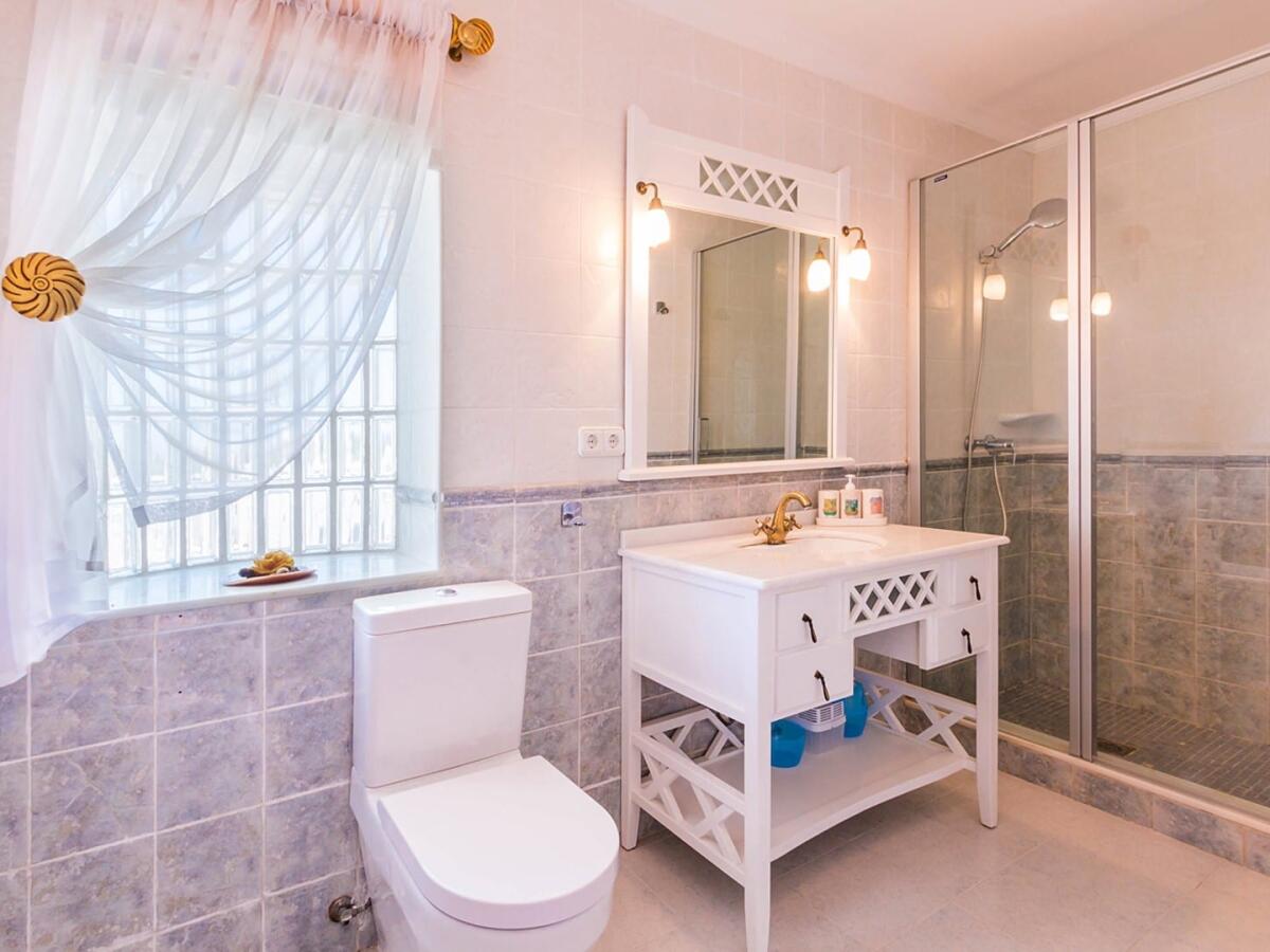 Villa 6 Bedrooms for sale in Denia