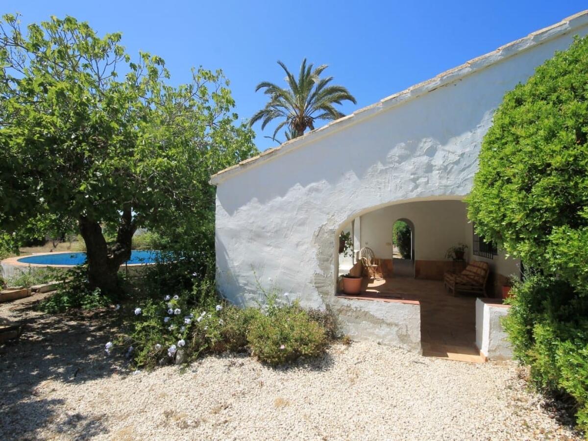 Commercial 5 Bedrooms for sale in Javea