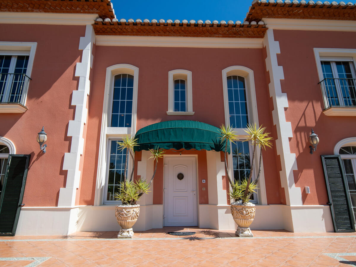 Villa 8 Bedrooms for sale in Javea Montgó