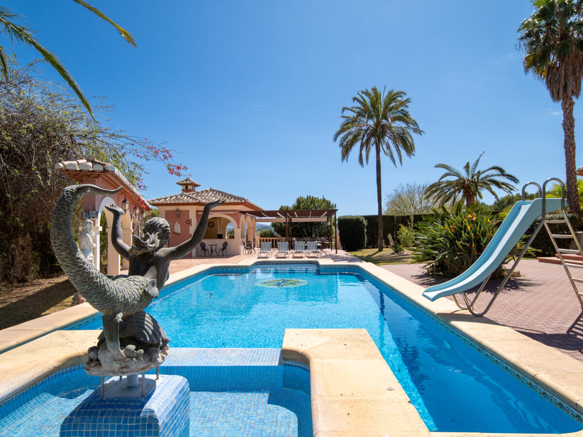 Villa 8 Bedrooms for sale in Javea Montgó