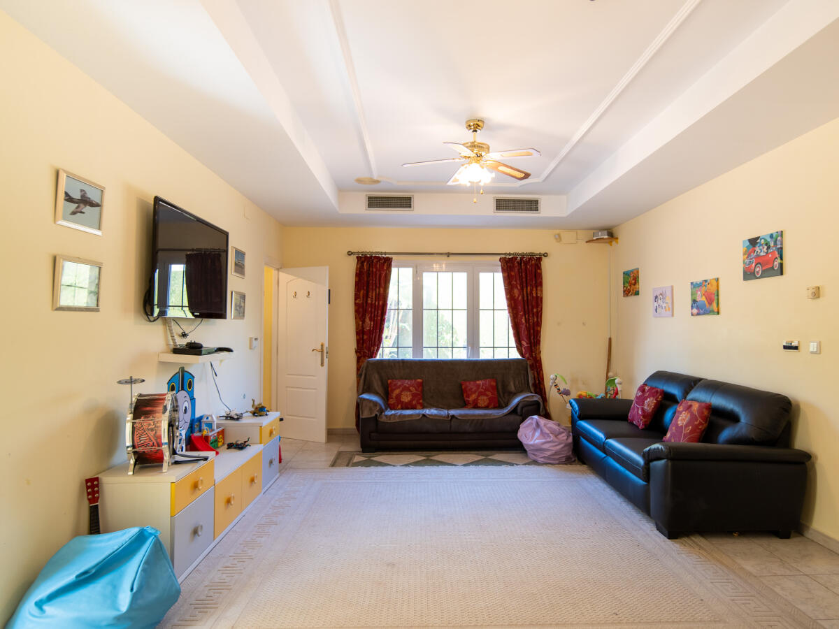 Villa 8 Bedrooms for sale in Javea Montgó