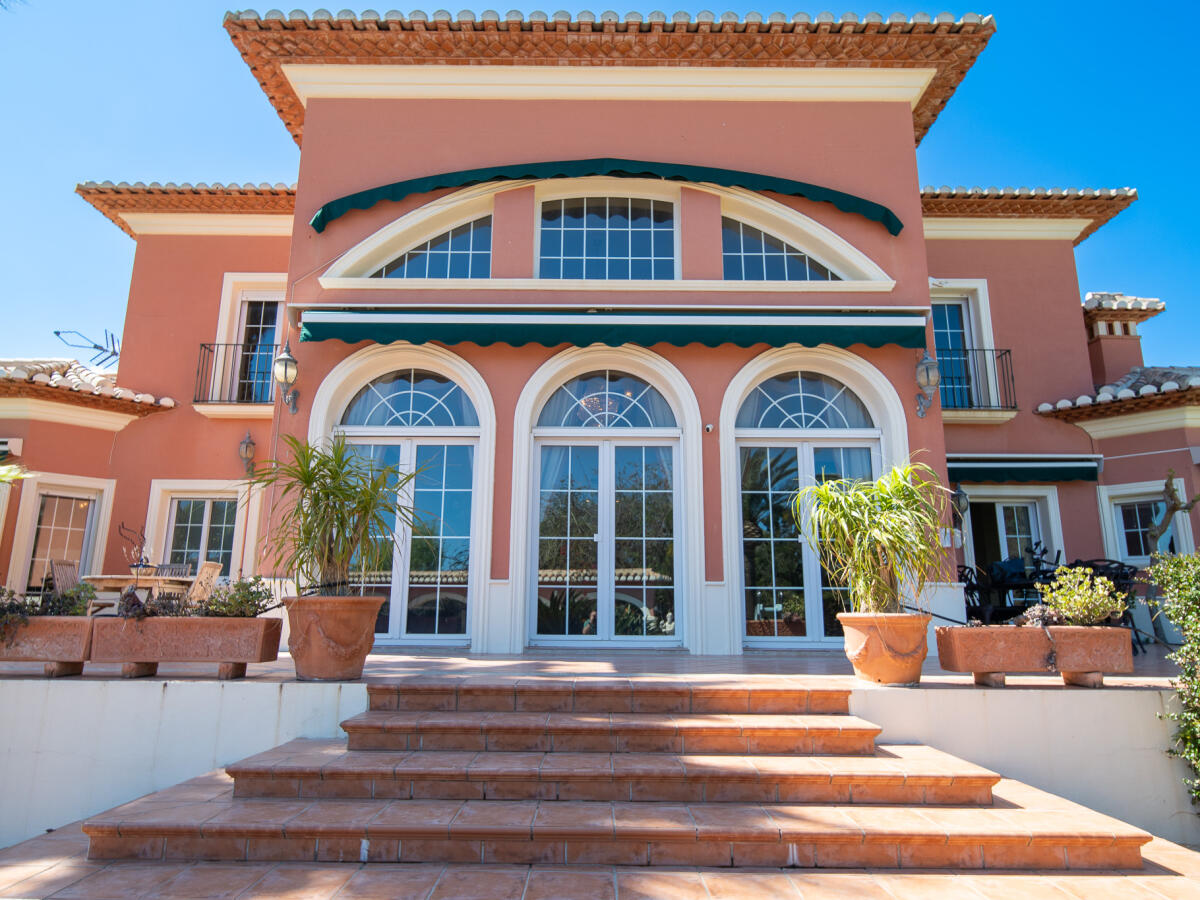 Villa 8 Bedrooms for sale in Javea Montgó