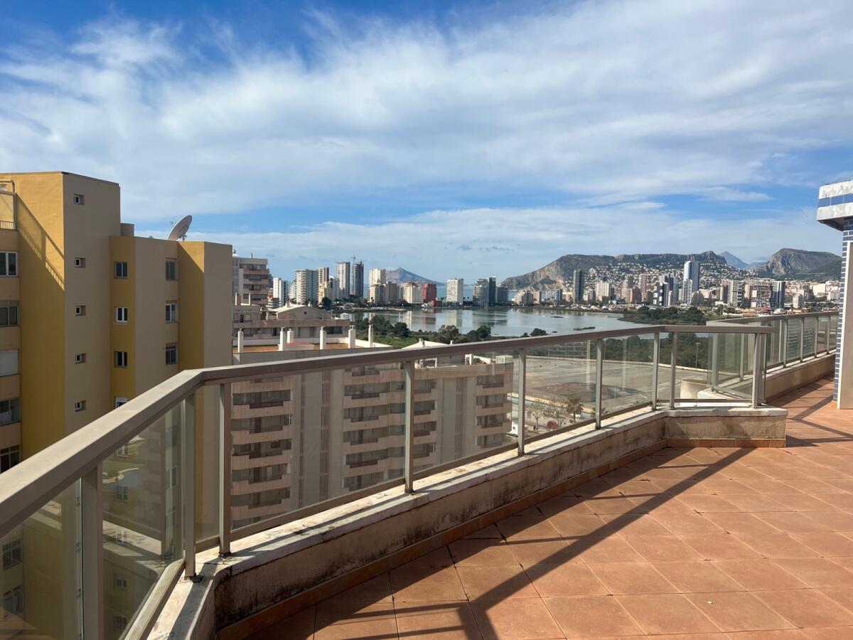 Apartment 3 Bedrooms for sale in Calpe