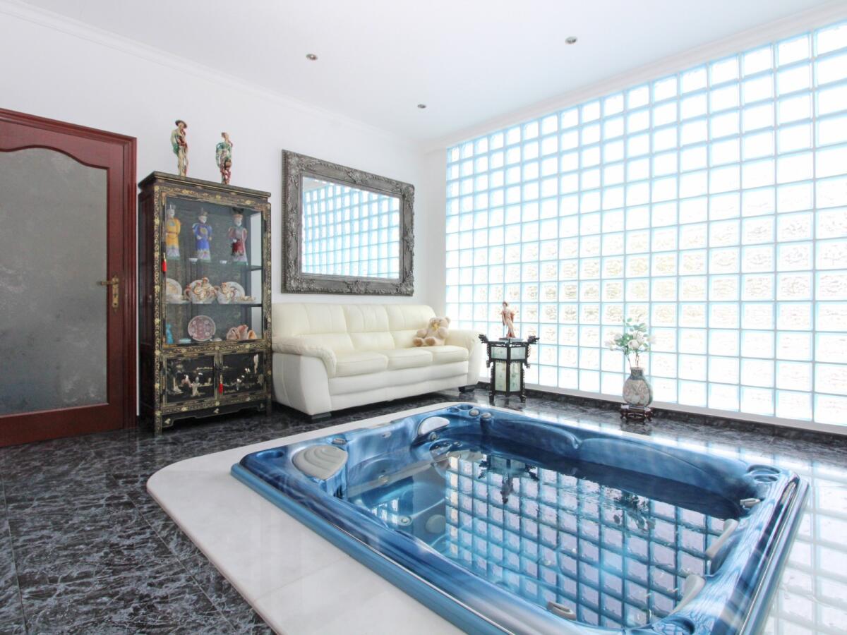 Villa 2 Bedrooms for sale in Calpe