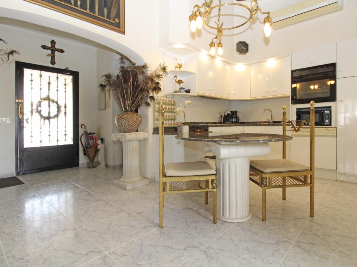 Villa 2 Bedrooms for sale in Calpe