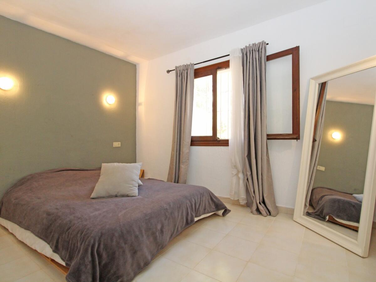 Villa 2 Bedrooms for sale in Moraira El Portet