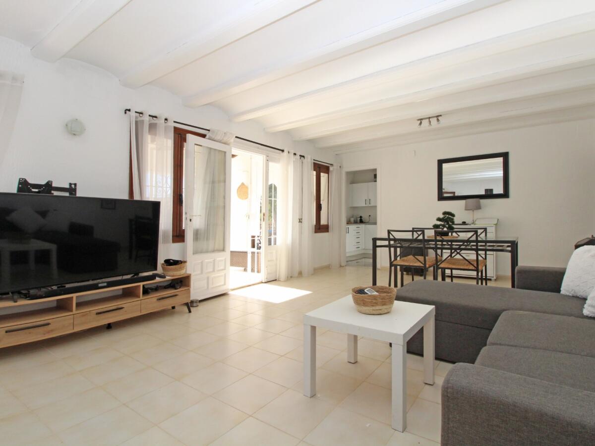 Villa 2 Bedrooms for sale in Moraira El Portet