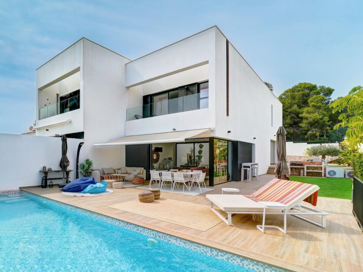Villa 4 Bedrooms for sale in Moraira La Cometa