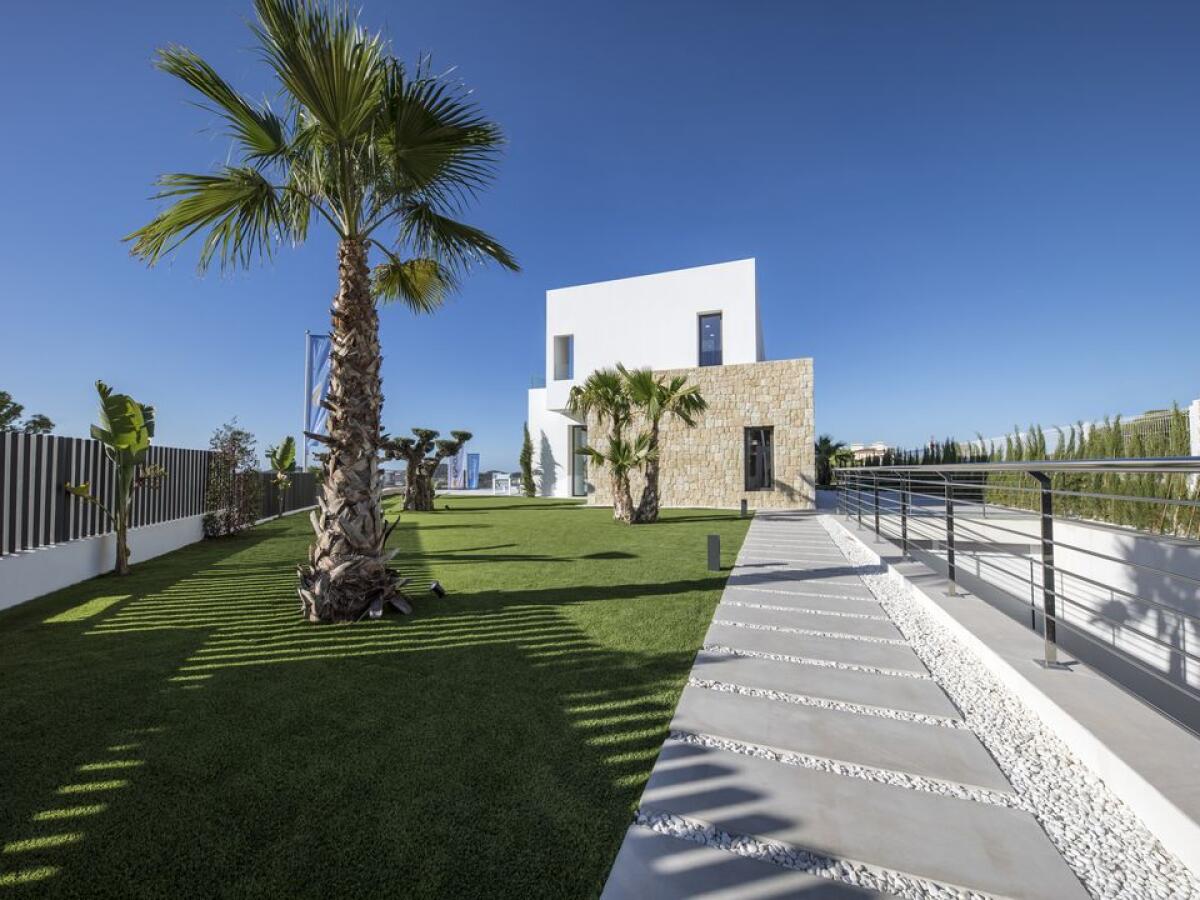 Villa 4 Bedrooms for sale in Finestrat